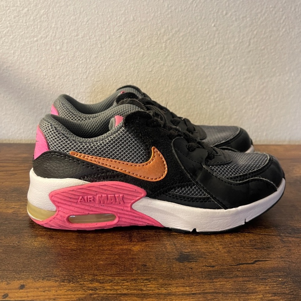 Nike Air Max Black Pink Sneakers